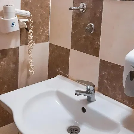 Отель Life Otel *