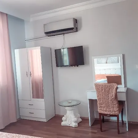 Life Otel Отель *